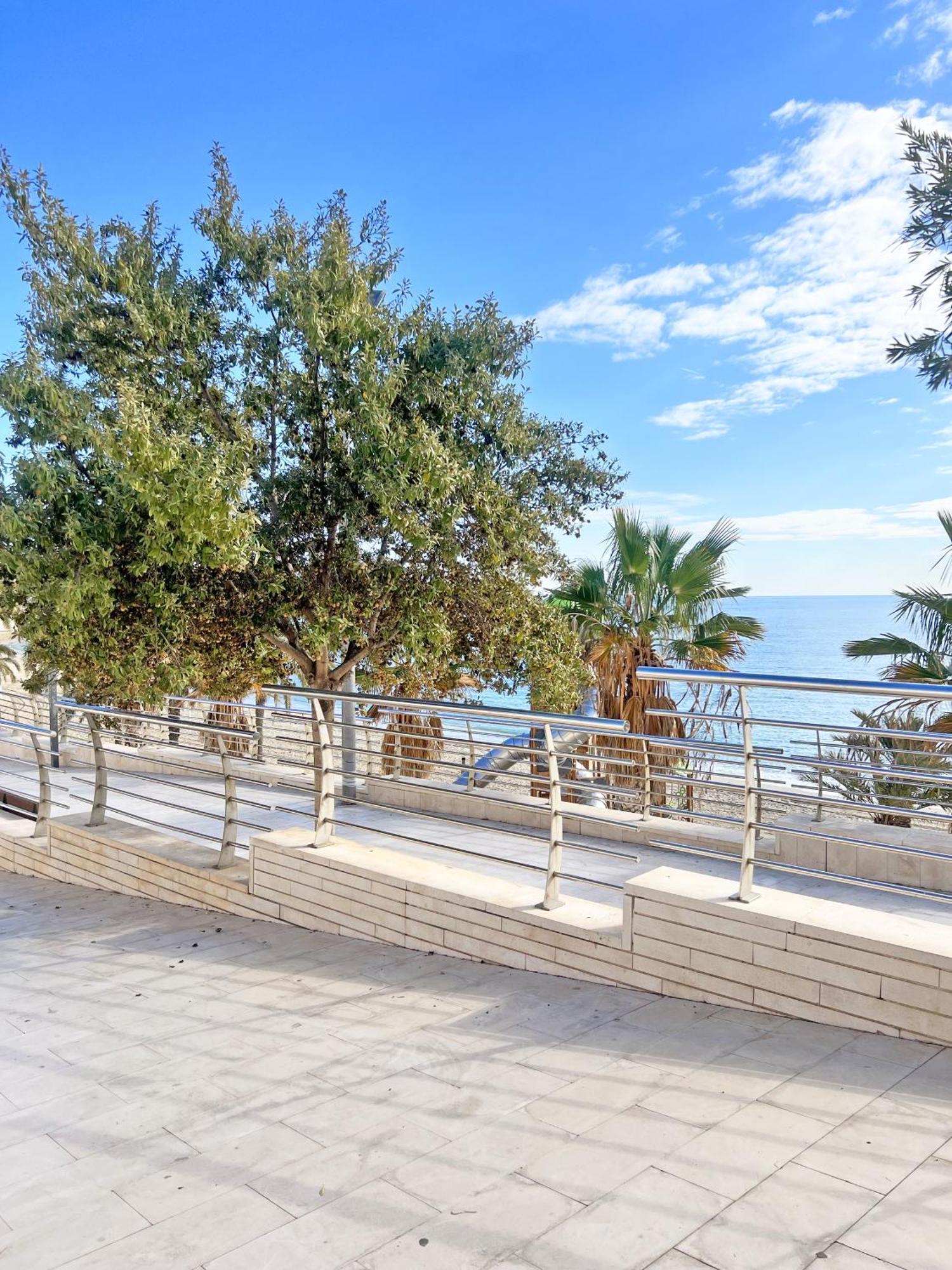 Appartement A 100 Metros De La Playa. Parking Gratuito Privado à Alicante Extérieur photo