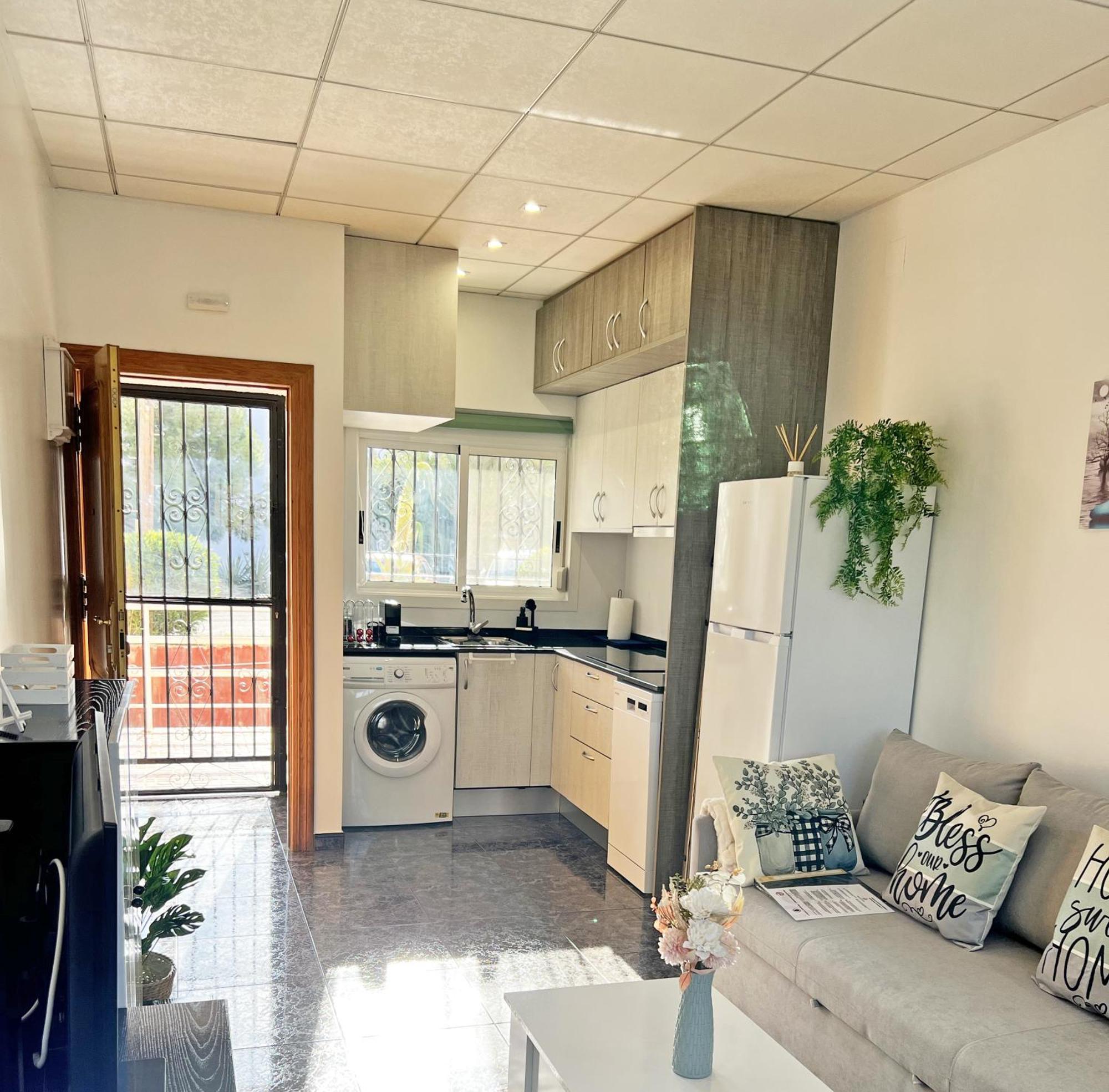 Appartement A 100 Metros De La Playa. Parking Gratuito Privado à Alicante Extérieur photo